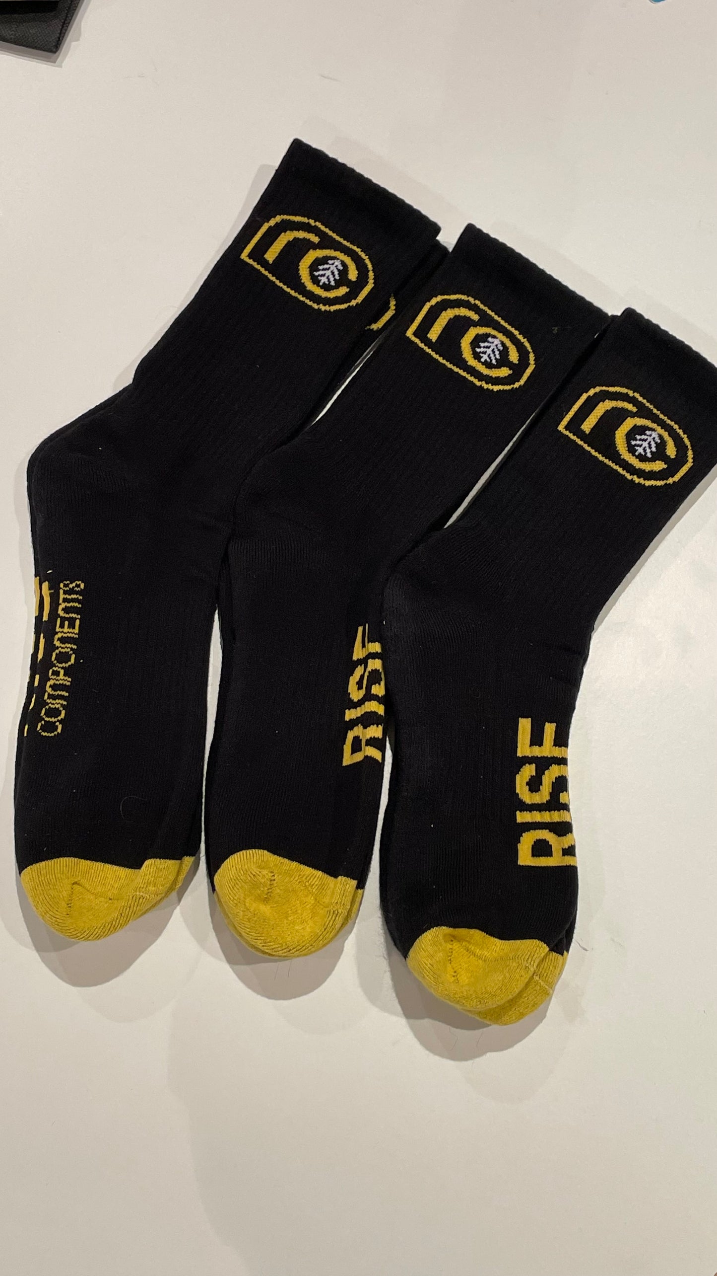 Rise Components Socks
