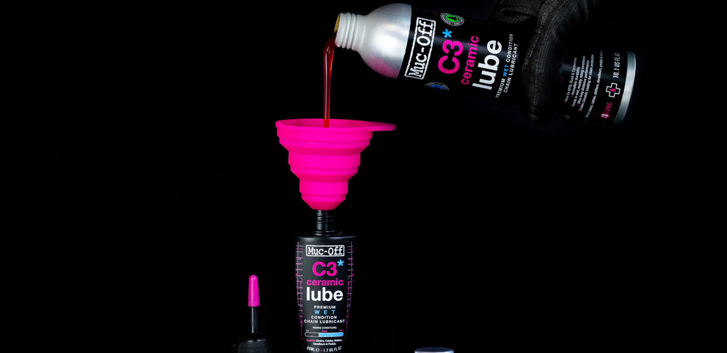 Muc Off Mini Collapsible Silicone Funnel