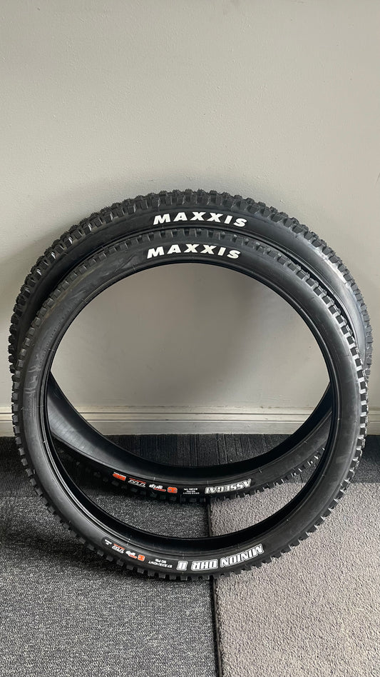 Maxxis White Writing Tyres pulled off new bike