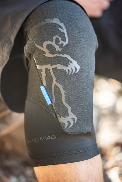 Chromag Shift Knee Guard