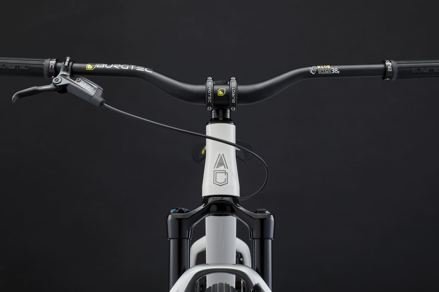 COMMENCAL ABSOLUT PIKE SILVER PURE WHITE