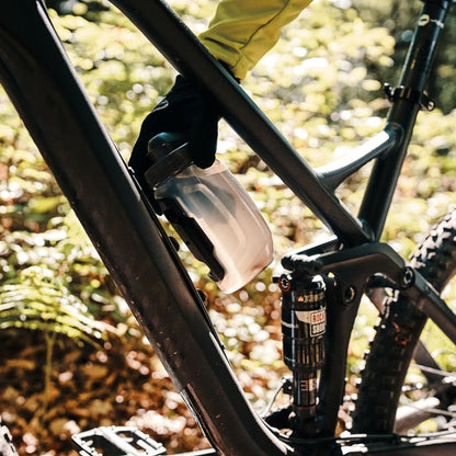 Fidlock Twist Water Bottle With Bike Base Mounting System