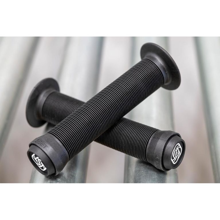 Gusset Sleeper Flanged Grips