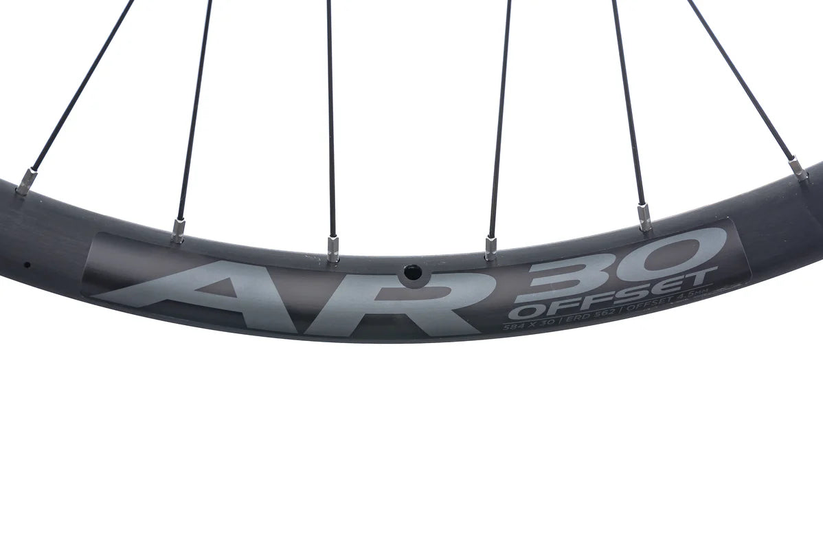 Race Face AR 30 w/ DT Swiss 370 Hubs, Aluminum Tubeless 29" Complete Wheels - New but Not new